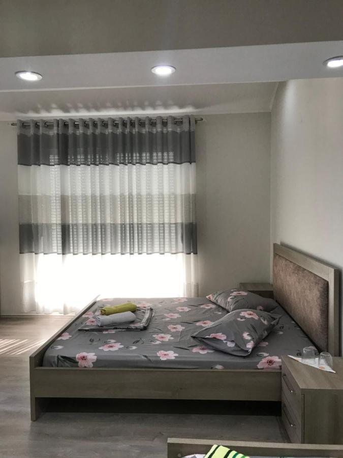 Guesthouse BellaVista Berat Extérieur photo