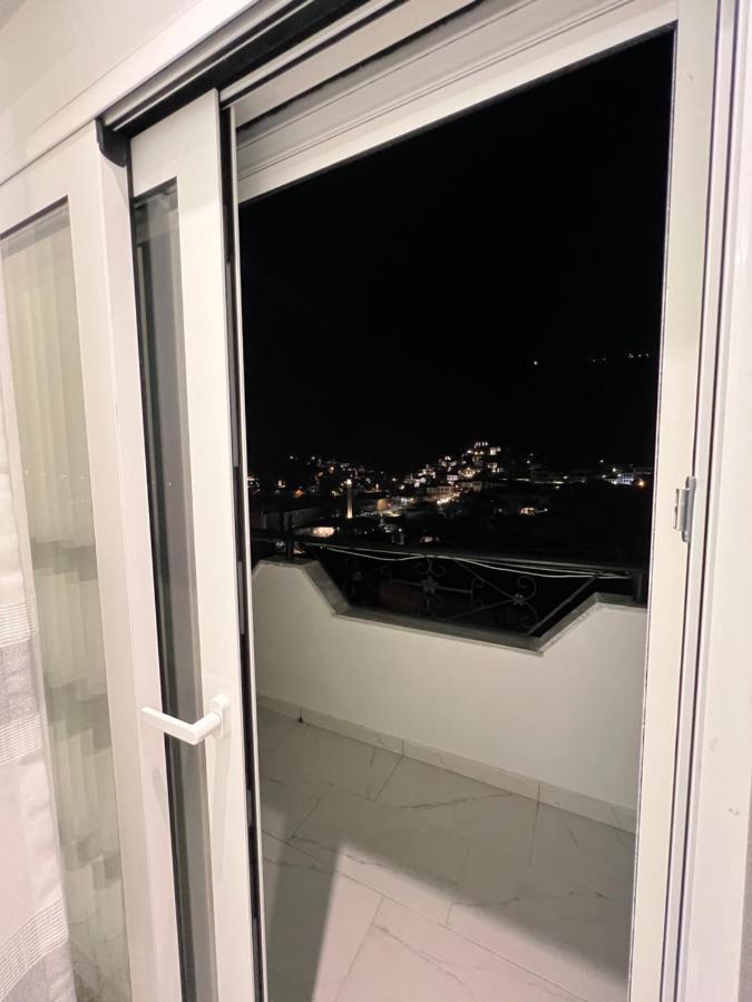 Guesthouse BellaVista Berat Extérieur photo