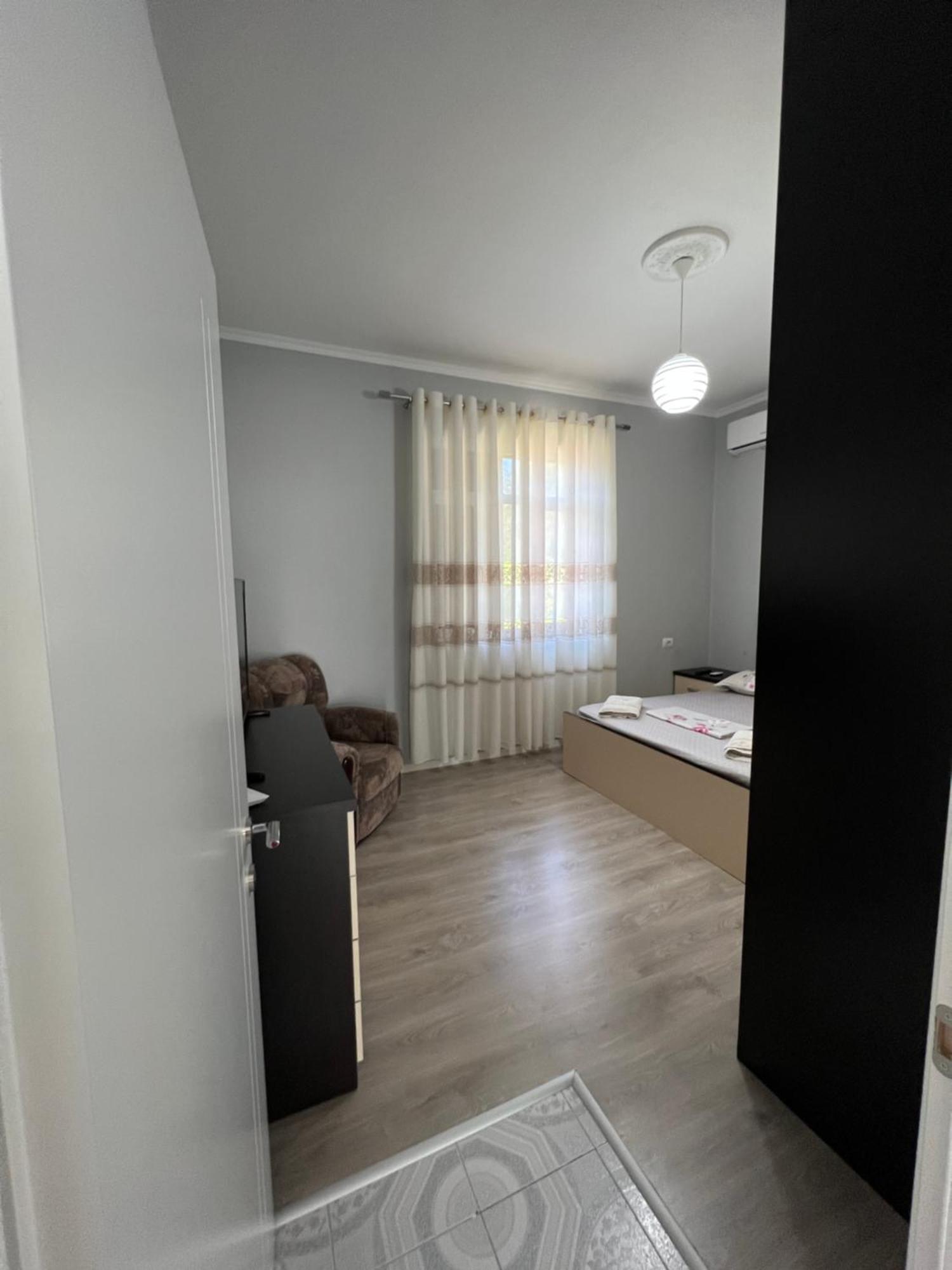 Guesthouse BellaVista Berat Extérieur photo