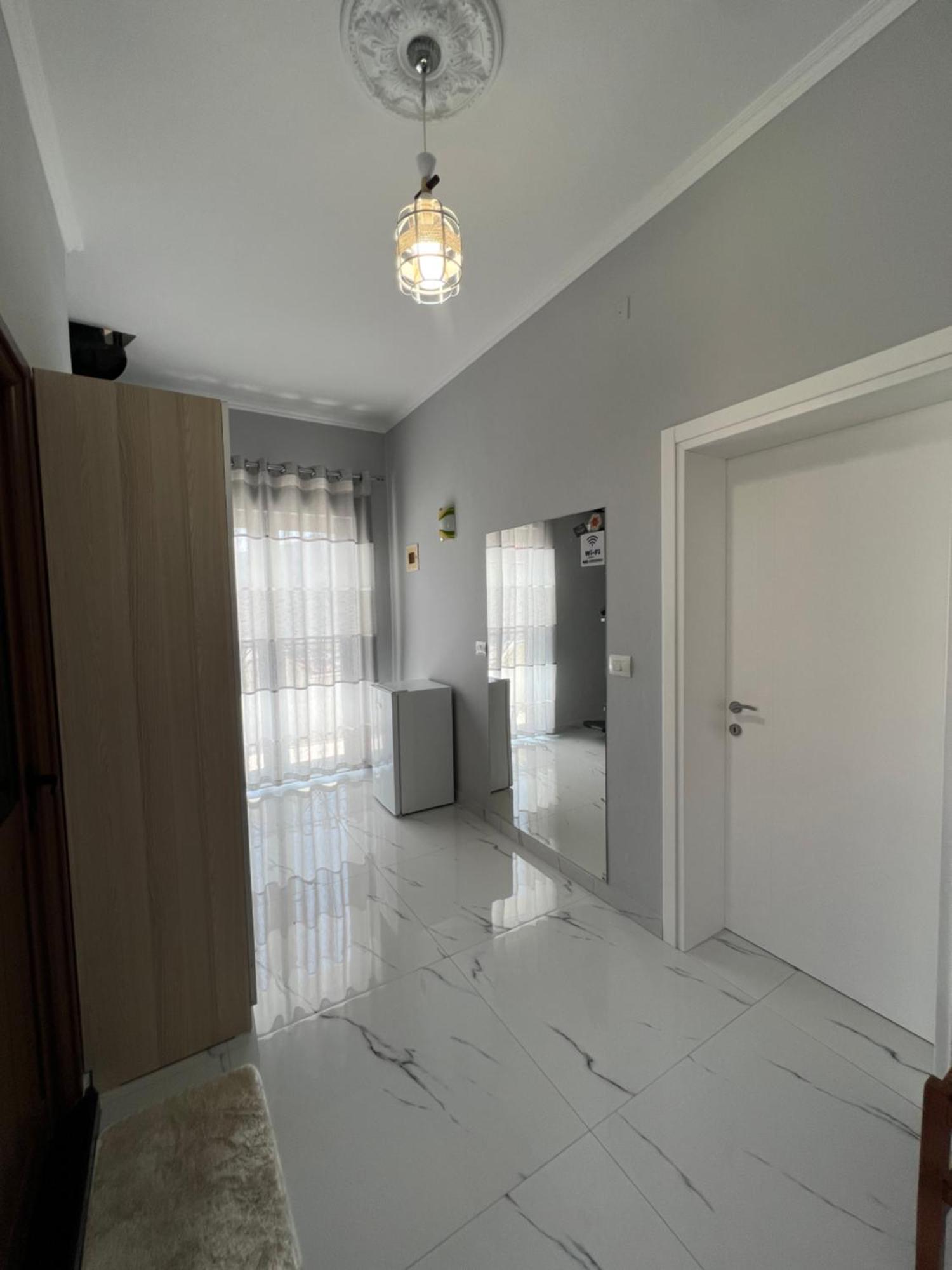 Guesthouse BellaVista Berat Extérieur photo