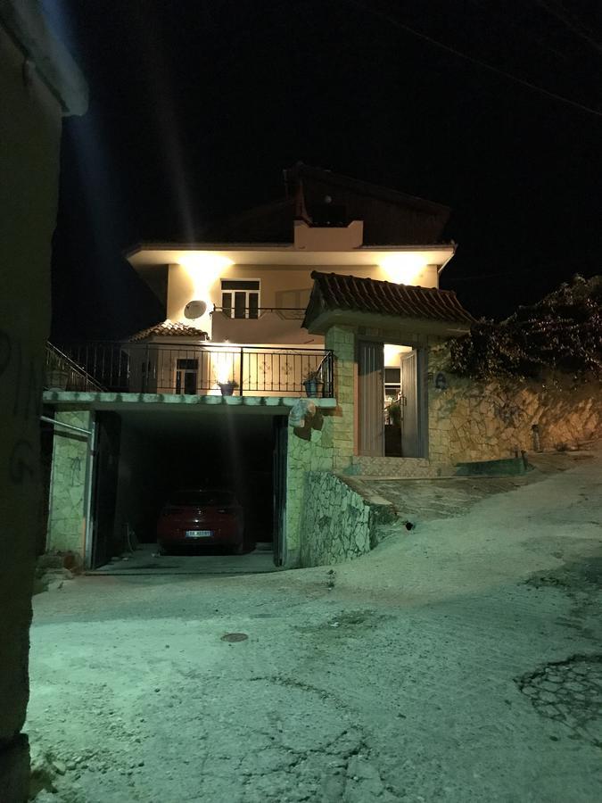 Guesthouse BellaVista Berat Extérieur photo